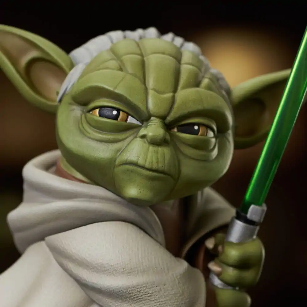 Star Wars The Clone Wars 1/7 Yoda mellszobor figura 13 cm termékfotó