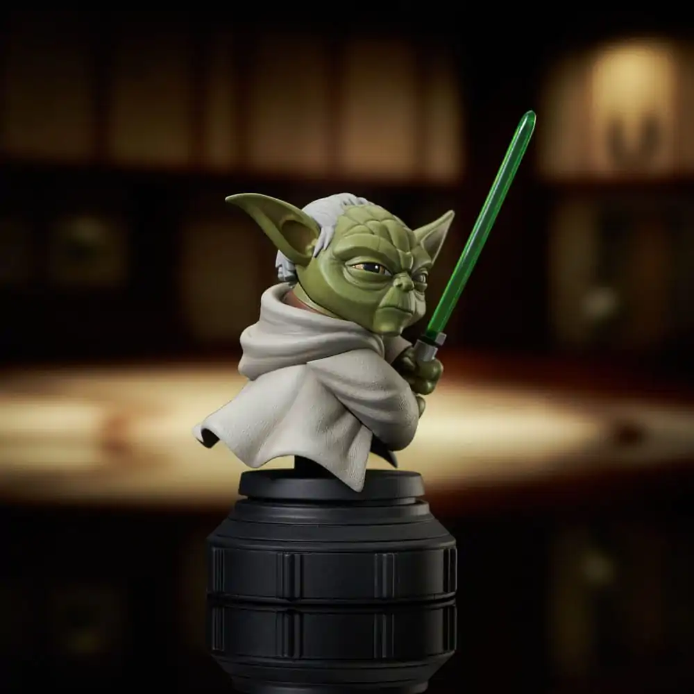 Star Wars The Clone Wars 1/7 Yoda mellszobor figura 13 cm termékfotó