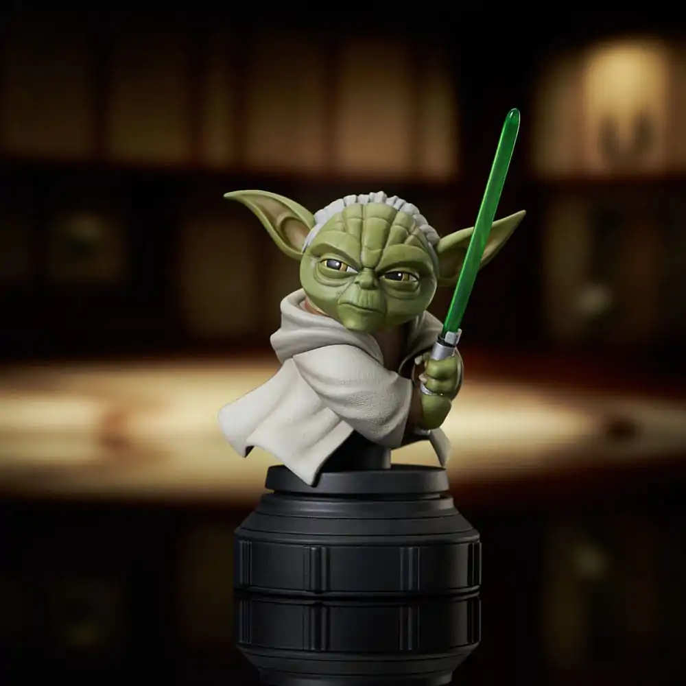 Star Wars The Clone Wars 1/7 Yoda mellszobor figura 13 cm termékfotó