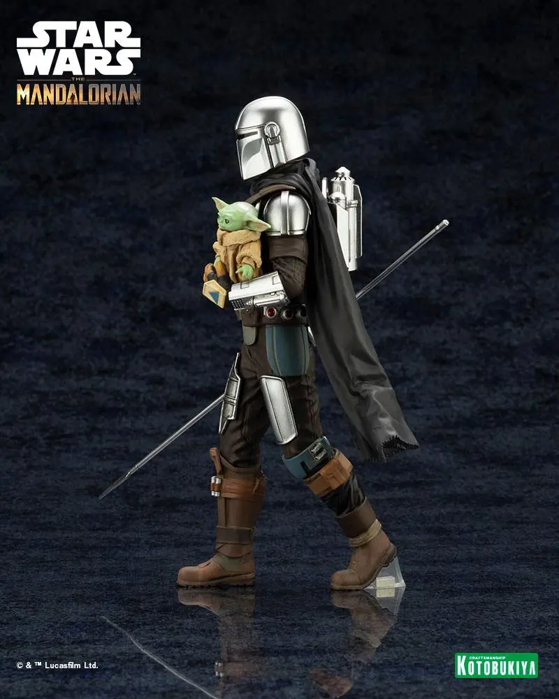 Star Wars The Mandalorian ARTFX 1/10 Mandalorian &amp; Grogu with Beskar Staff szobor figura 18 cm termékfotó