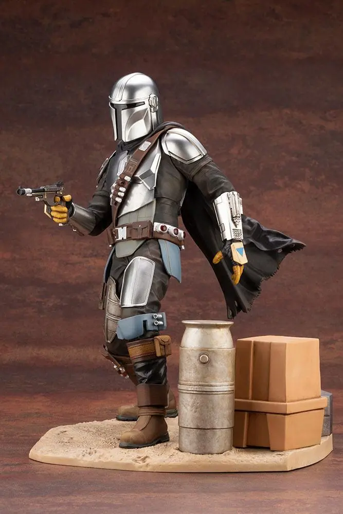 Star Wars The Mandalorian ARTFX 1/7 Mandalorian &amp; The Child szobor figura 26 cm termékfotó