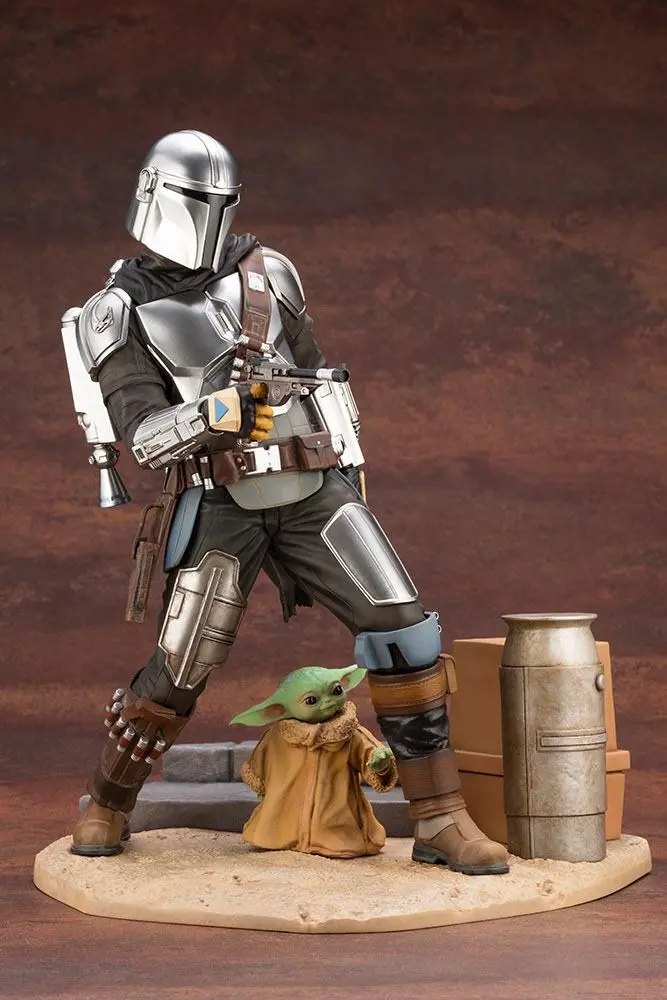 Star Wars The Mandalorian ARTFX 1/7 Mandalorian &amp; The Child szobor figura 26 cm termékfotó