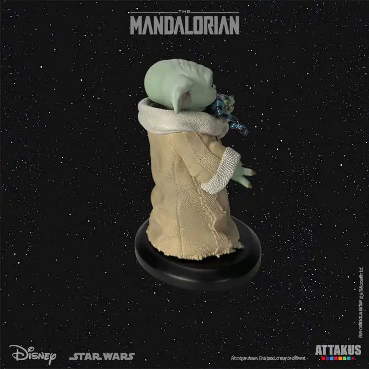Star Wars: The Mandalorian Classic Collection 1/5 Grogu Eating Frog szobor figura 10 cm termékfotó
