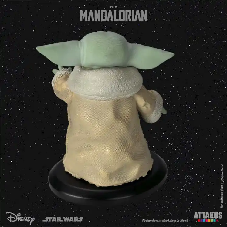 Star Wars: The Mandalorian Classic Collection 1/5 Grogu Using the Force szobor figura 10 cm termékfotó