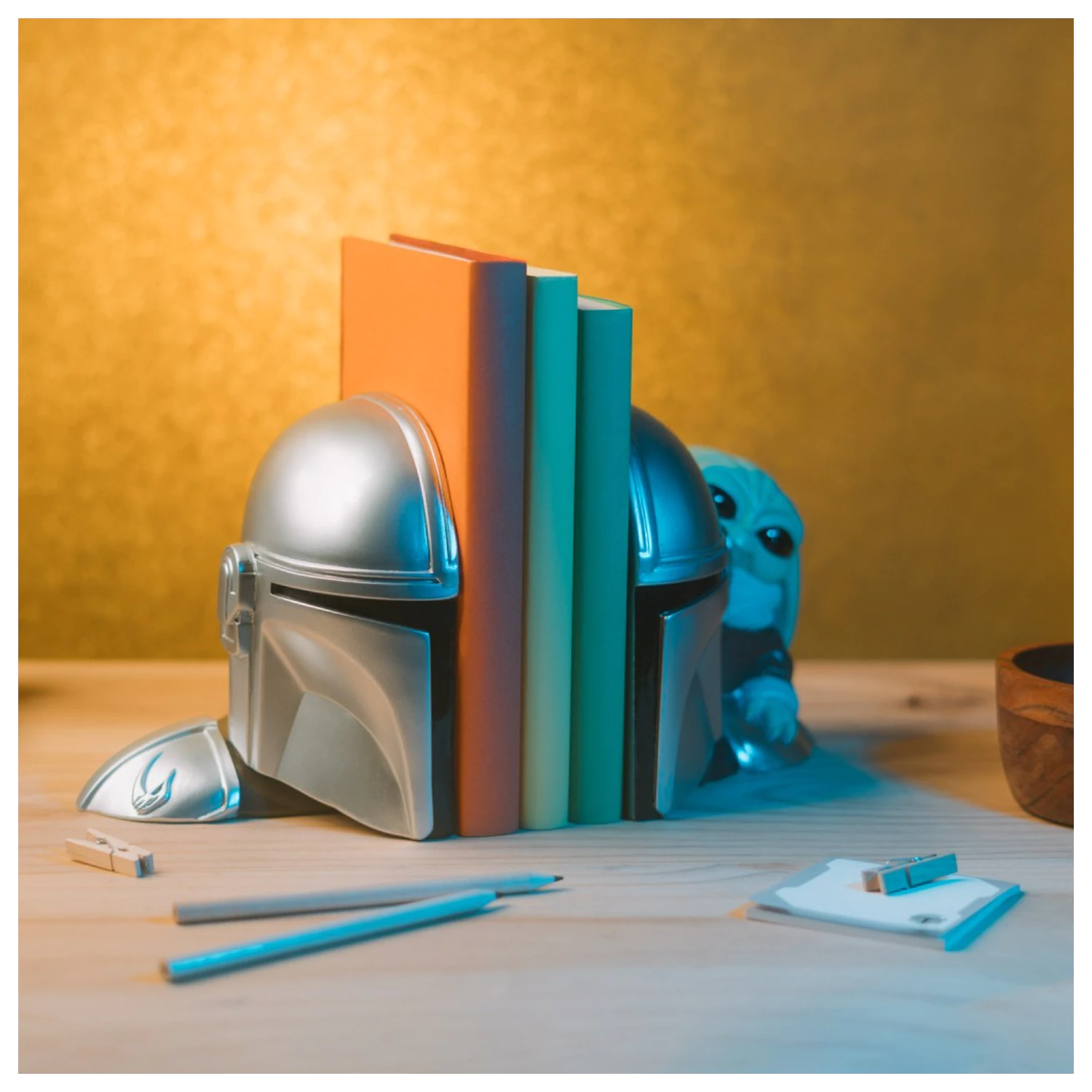 Star Wars The Mandalorian könyvtámasz termékfotó