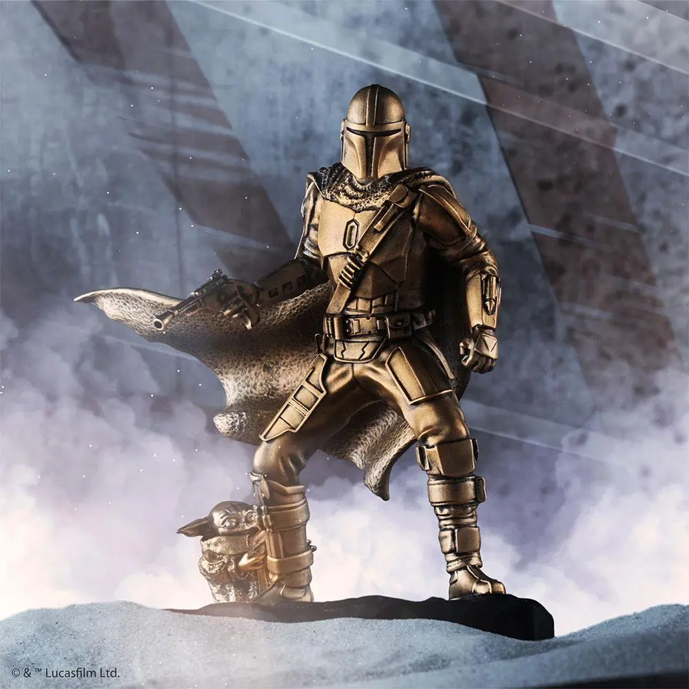 Star Wars The Mandalorian Pewter Collectible Mandalorian (Gilt) Limitált kiadás szobor figura 20 cm termékfotó