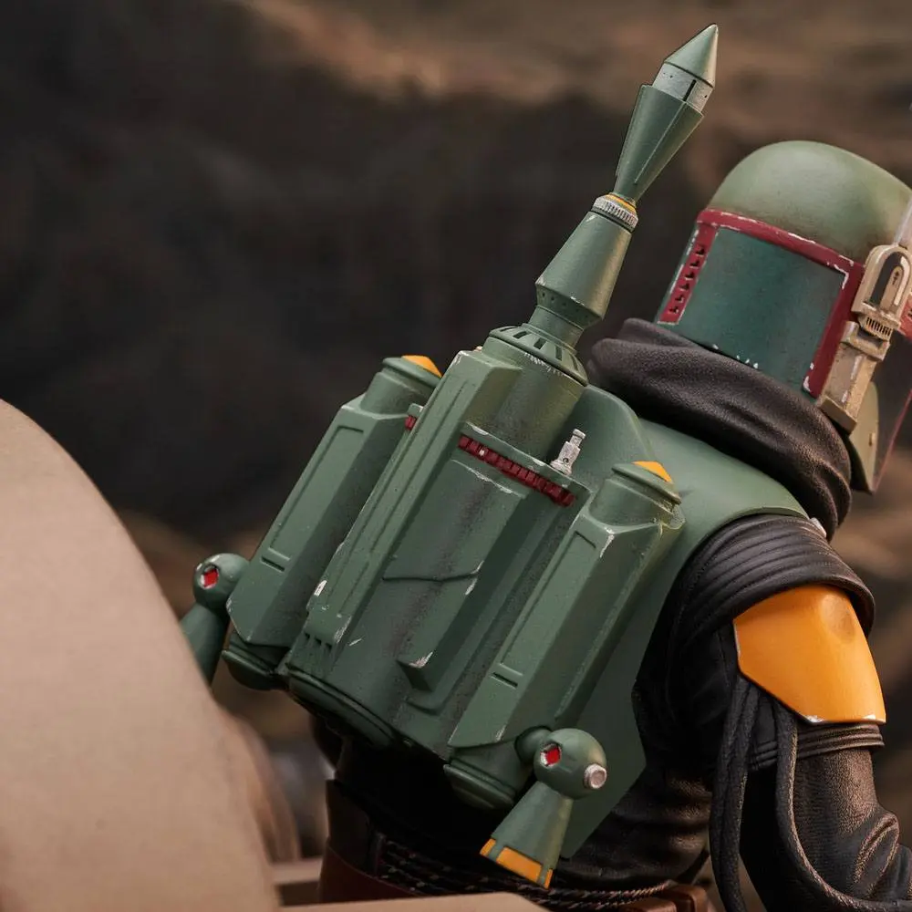 Star Wars: The Mandalorian Premier Colletion 1/7 Boba Fett on Throne szobor figura 24 cm termékfotó