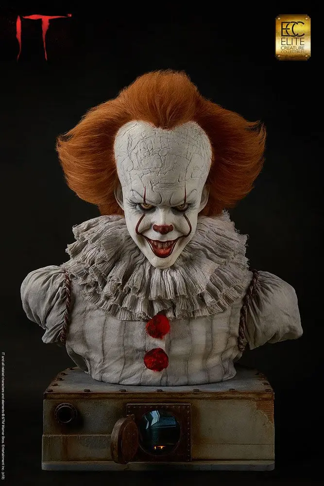 Stephen King's It Life-Size Pennywise mellszobor figura 71 cm termékfotó