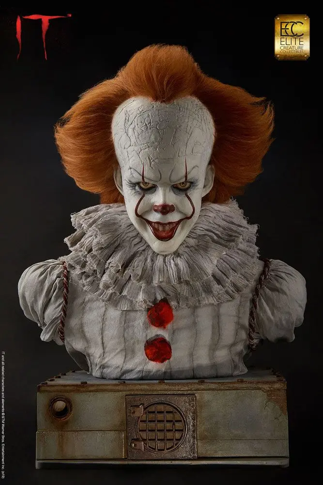 Stephen King's It Life-Size Pennywise mellszobor figura 71 cm termékfotó
