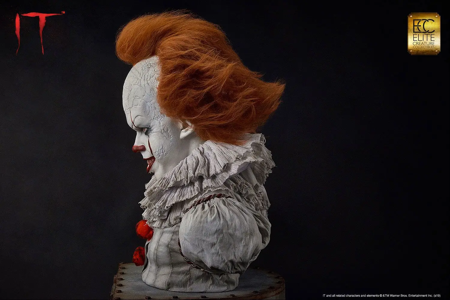 Stephen King's It Life-Size Pennywise mellszobor figura 71 cm termékfotó