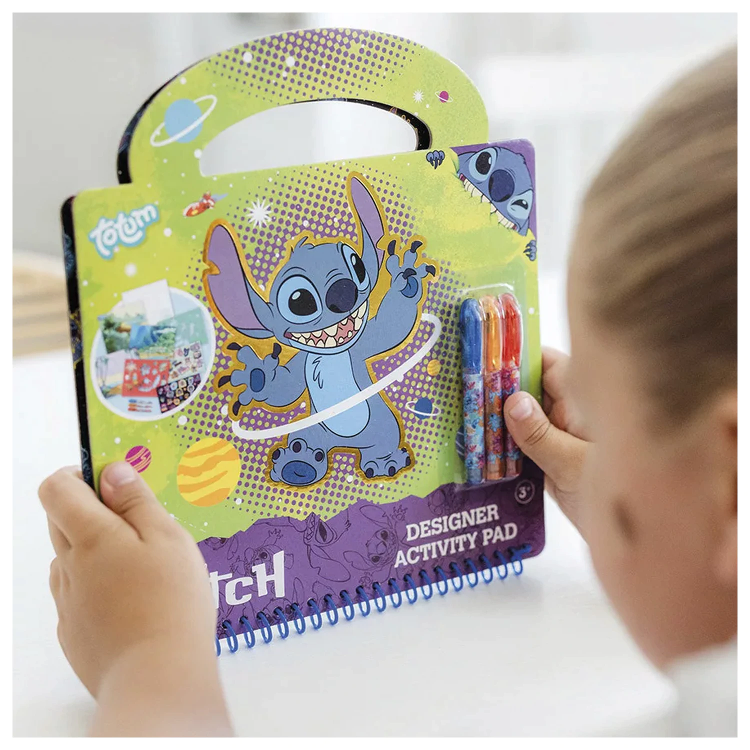 Stitch Extrovert activity szett színező készlet  termékfotó