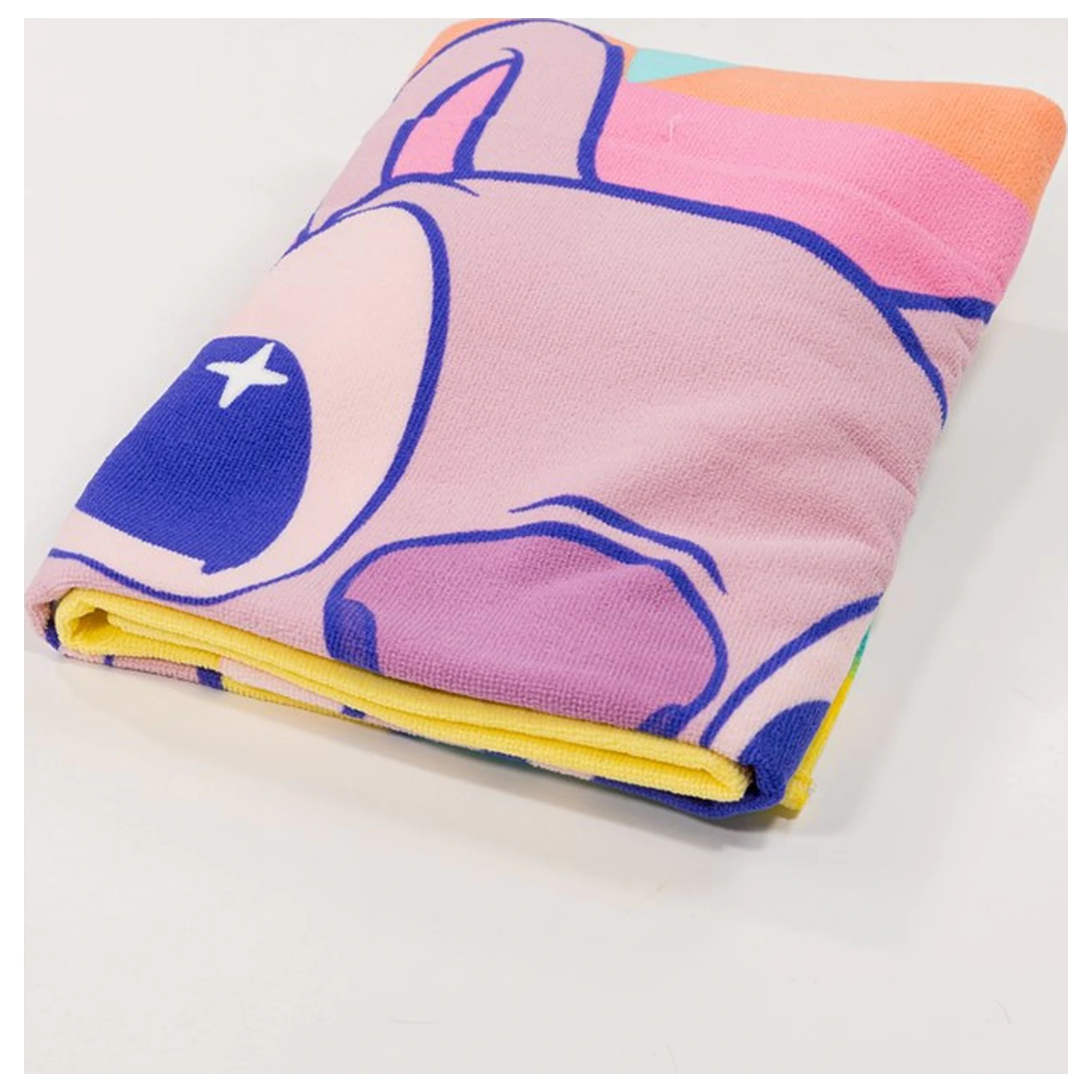 Stitch Floral Escape törölköző 70x140cm termékfotó