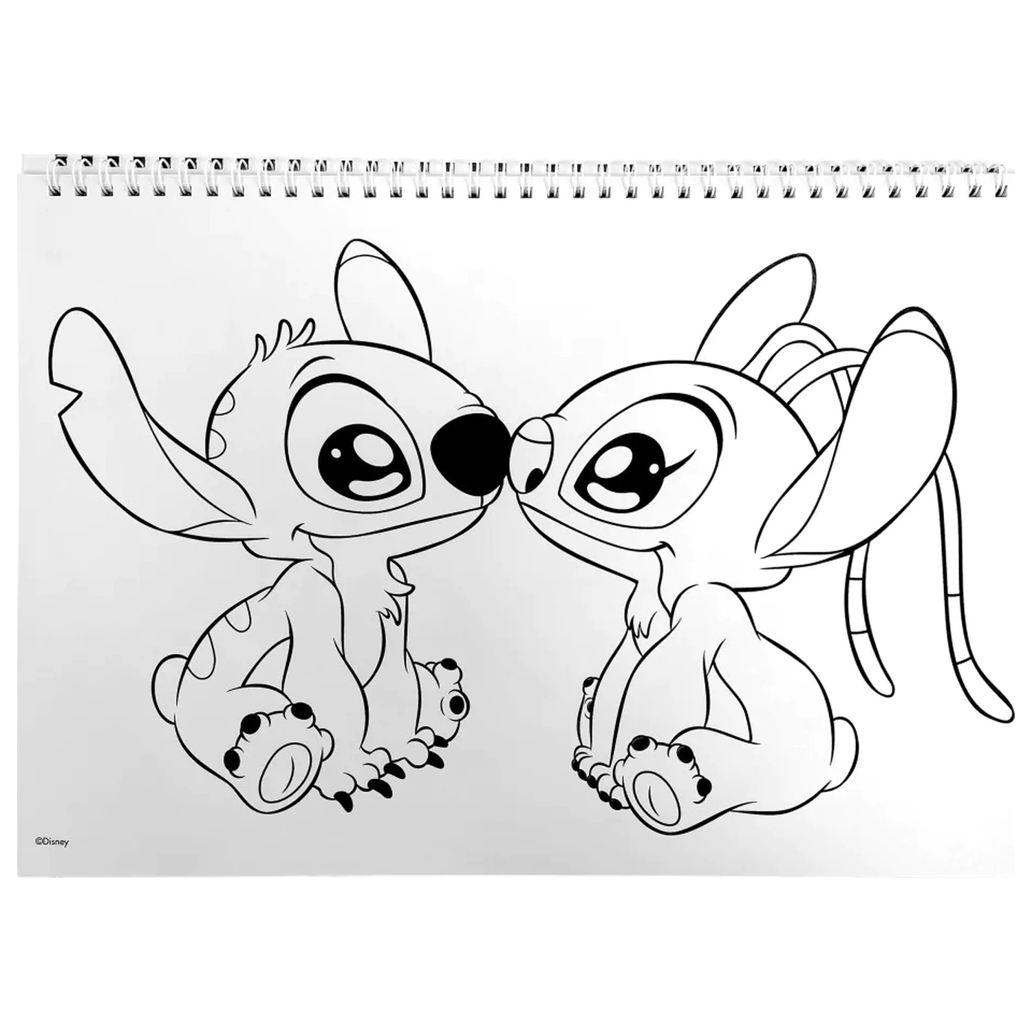 Stitch Universe A/4 spirál vázlatfüzet 40 lapos matricával termékfotó