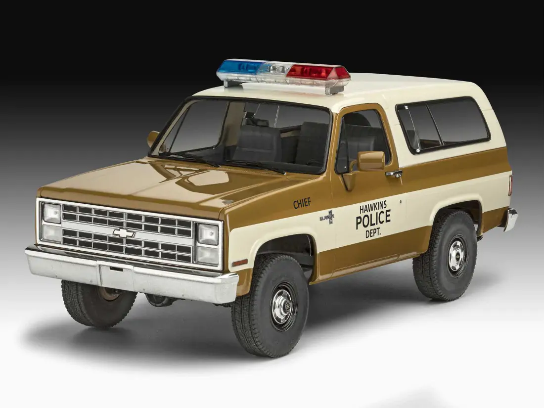 Stranger Things 1/25 1985 Chevrolet K5 Blazer modell készlet csomag 19 cm termékfotó