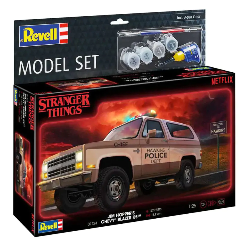 Stranger Things 1/25 1985 Chevrolet K5 Blazer modell készlet csomag 19 cm termékfotó