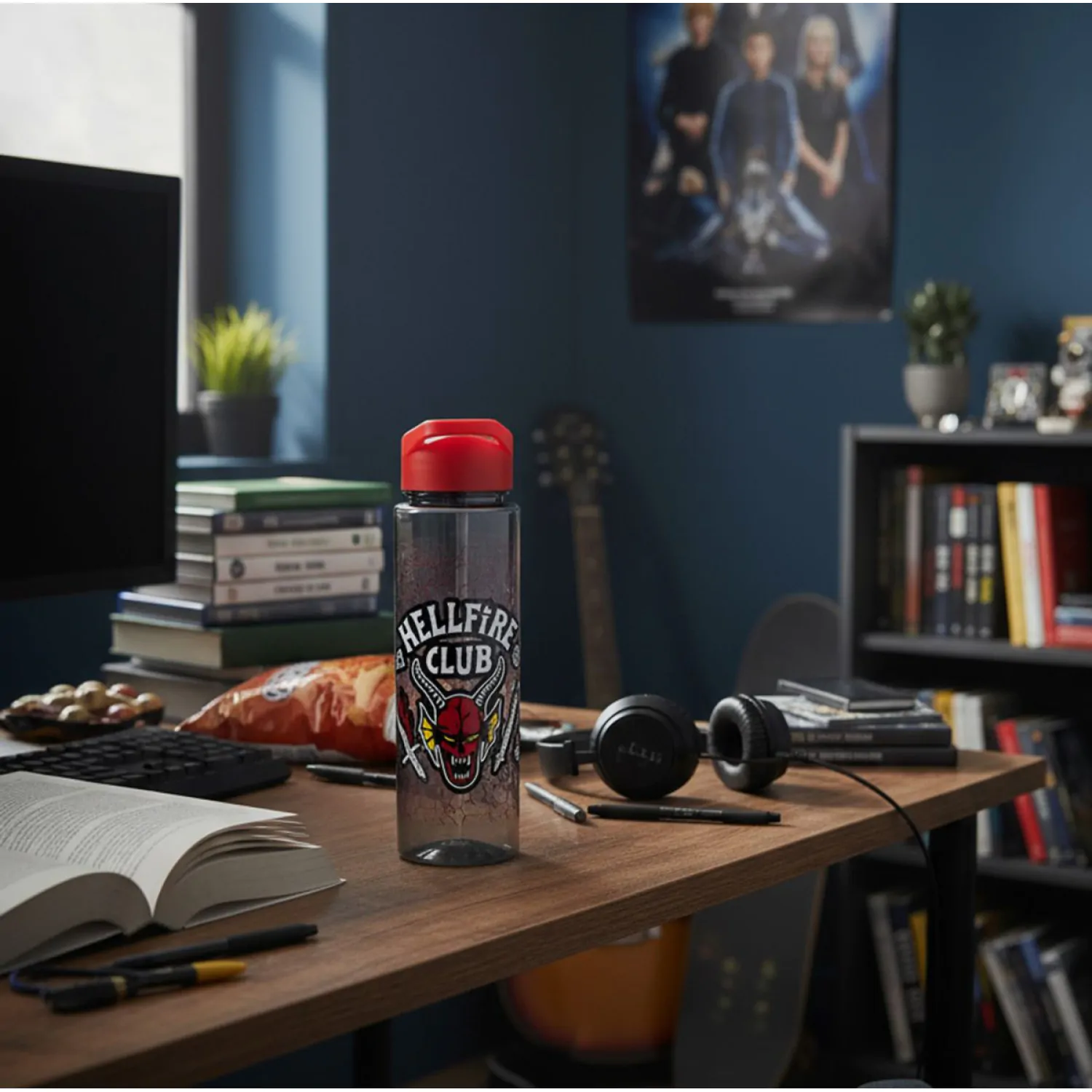 Stranger Things Hellfire Club vizespalack kulacs termékfotó