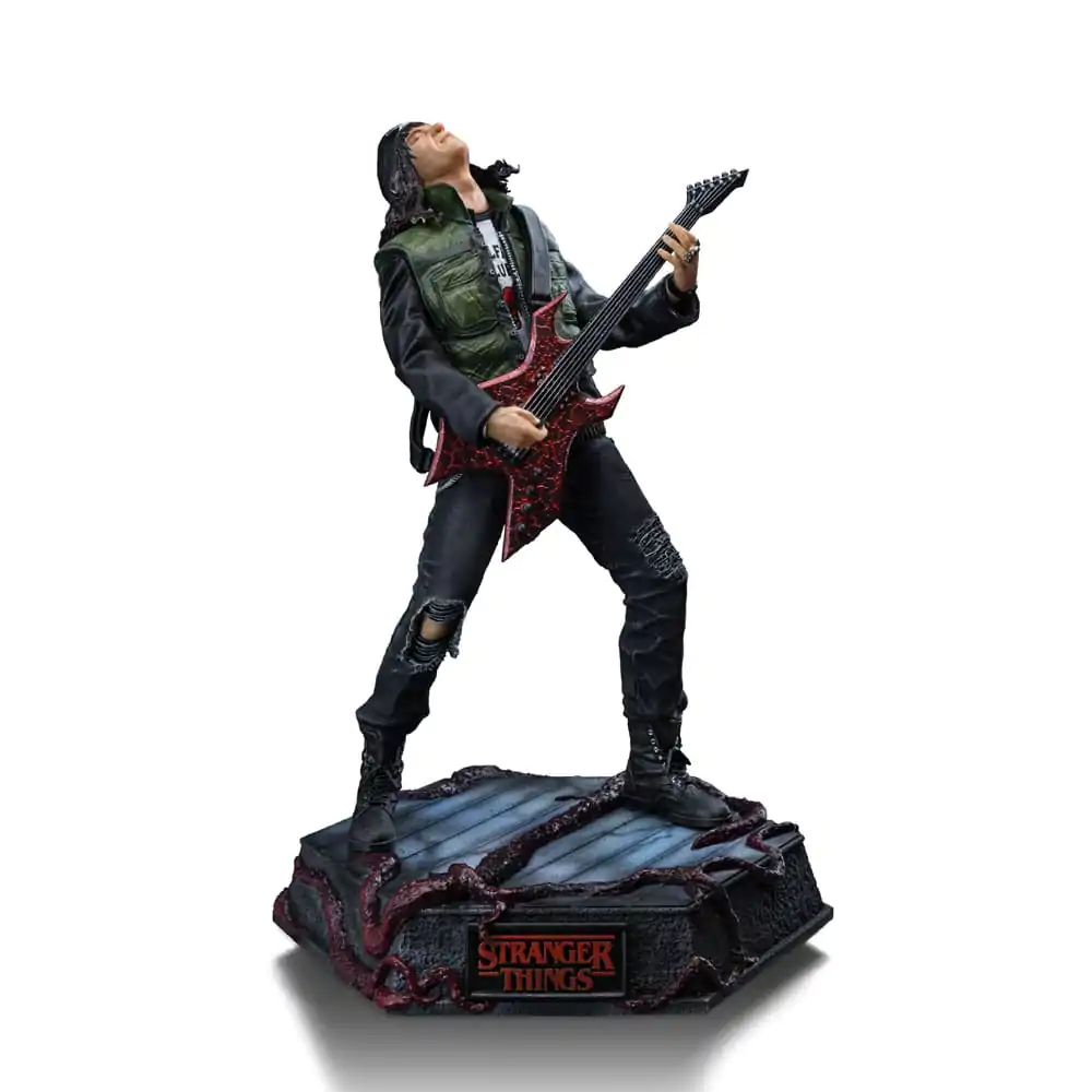 Stranger Things Deluxe Art Scale 1/10 Eddie Munson szobor figura 20 cm termékfotó