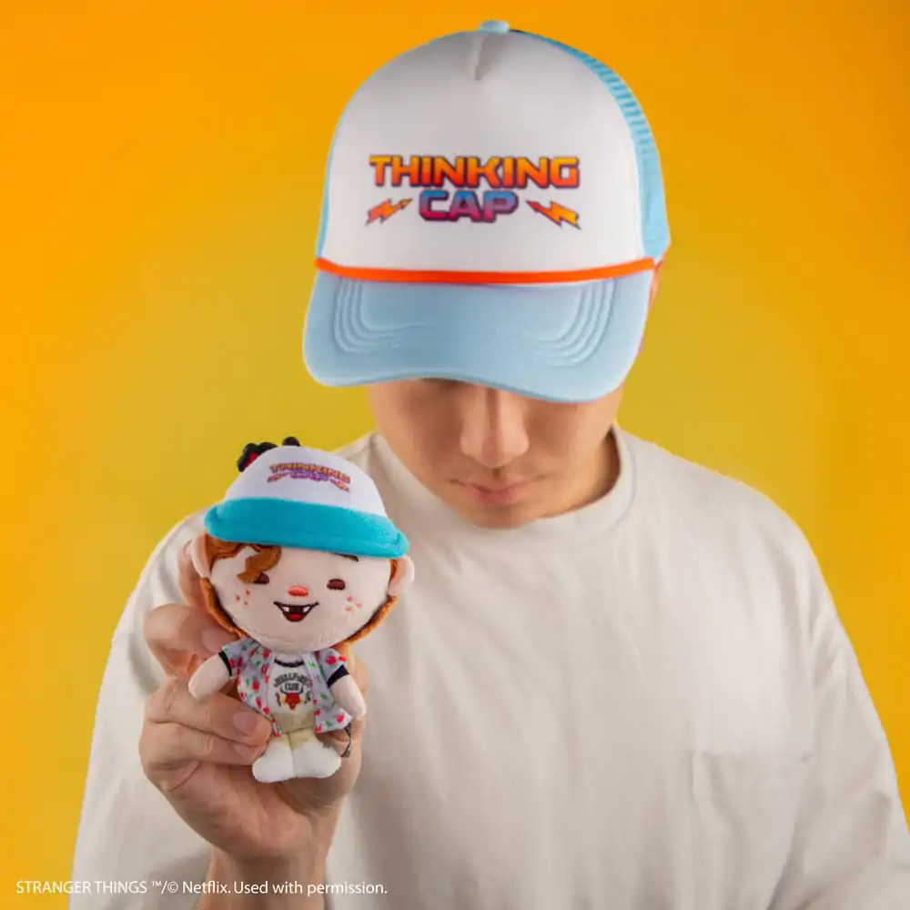 Stranger Things Dustin Henderson plüss kulcstartó 12 cm termékfotó
