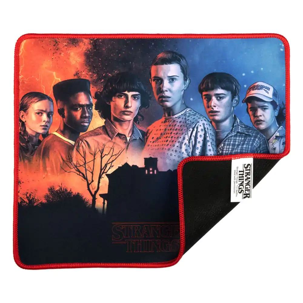 Stranger Things Mousepad Best Friends 27 x 32 cm termékfotó