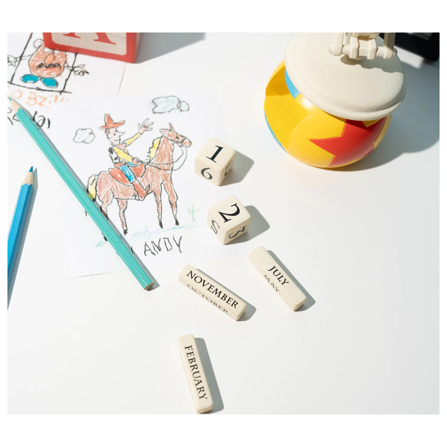 Stranger Things Luxo Jr. 3D öröknaptár naptár termékfotó