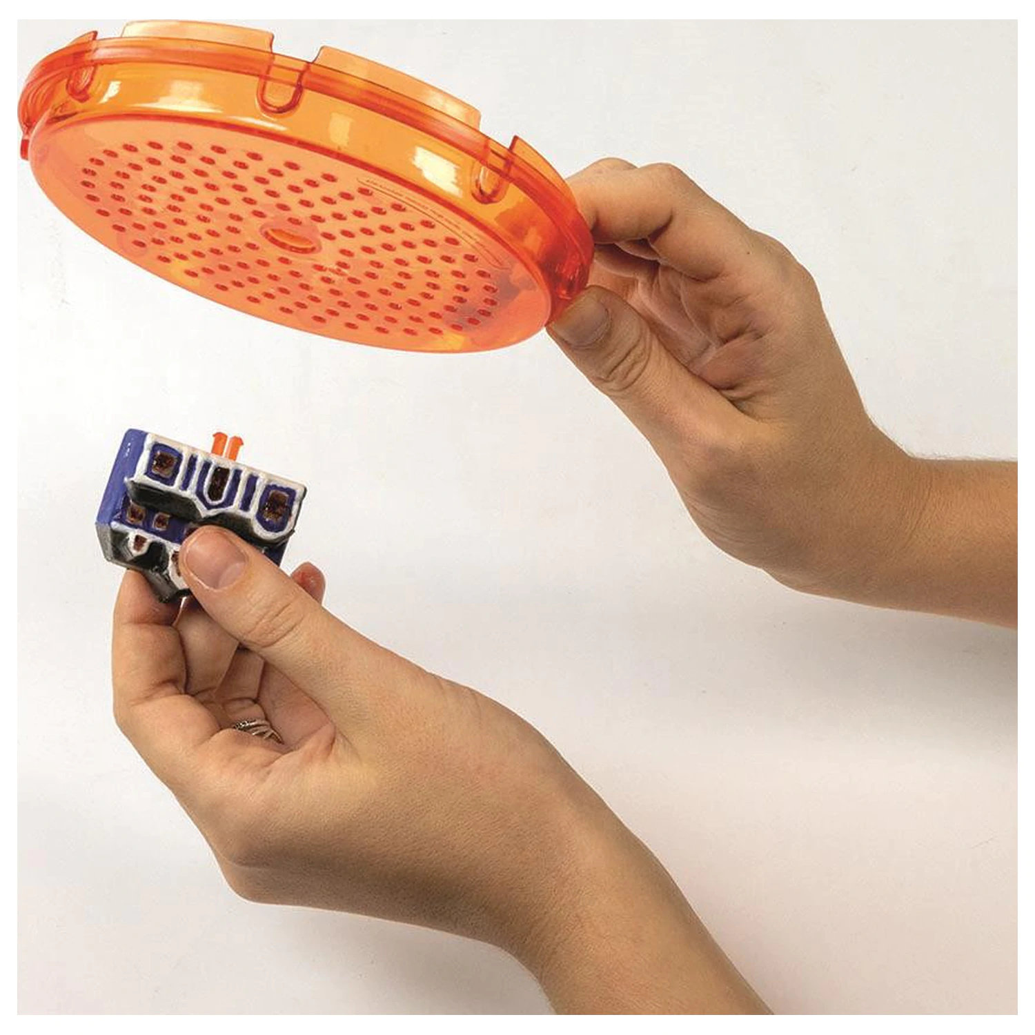 Stranger Things Upside Down Clementoni terrárium  termékfotó