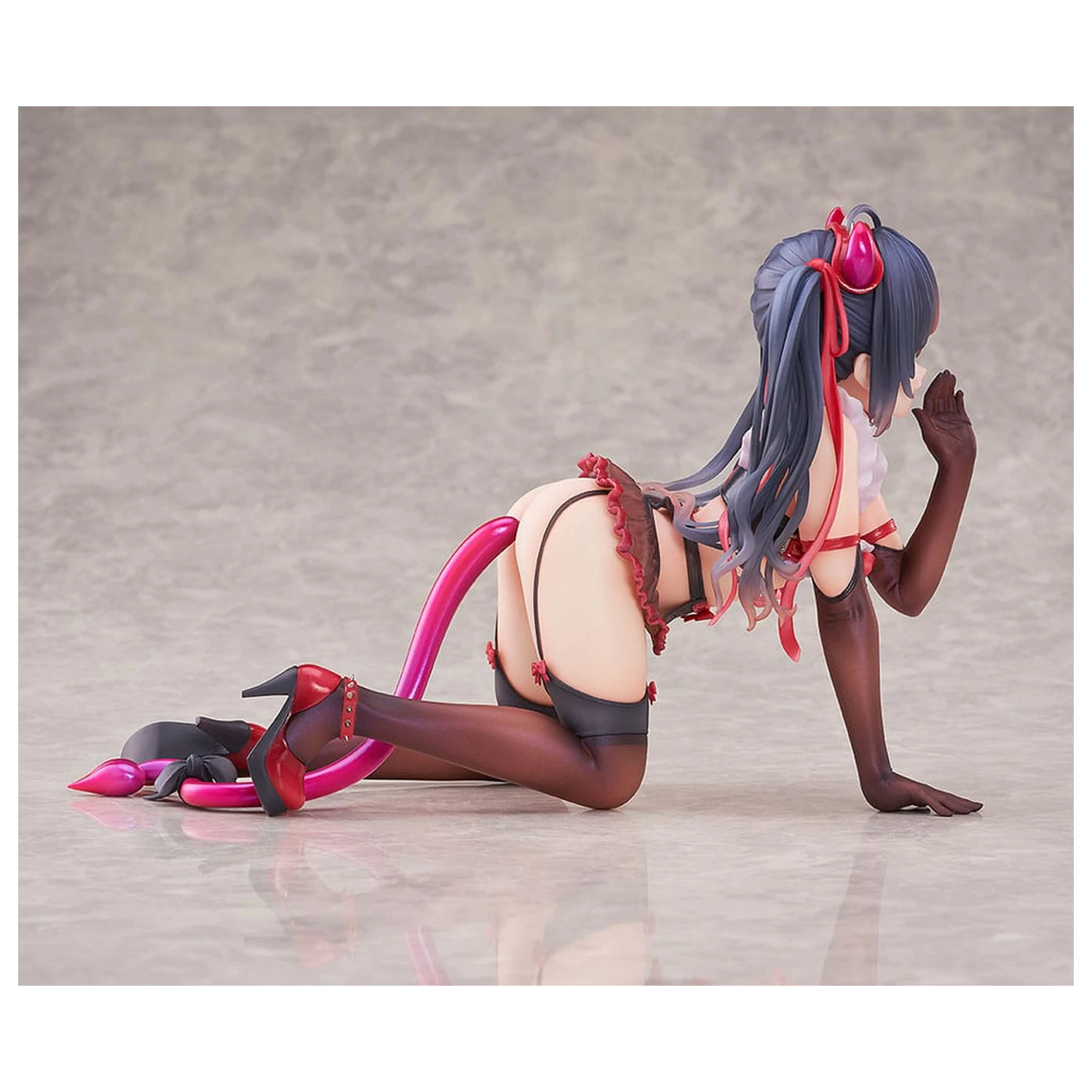 Succubus Homestay 1/5 Sakuma Shizuku szobor figura 14 cm   termékfotó