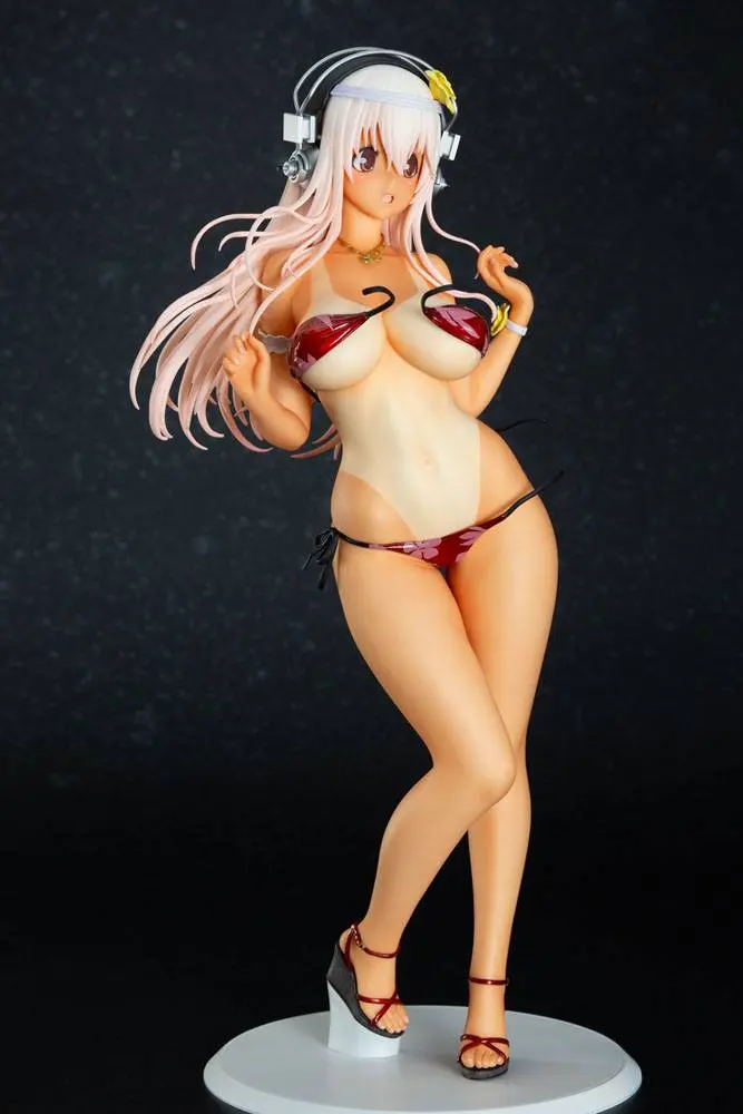 Super Sonico 1/4.5 Super Sonico Summer Vacation Ver. Sun Kissed szobor figura 35 cm termékfotó
