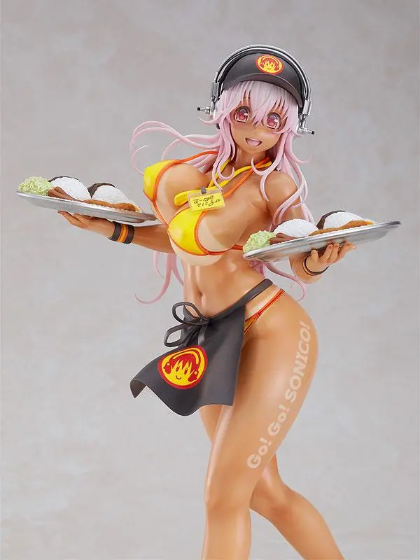 Super Sonico 1/6 Super Sonico Bikini Waitress Ver. figura 28 cm termékfotó