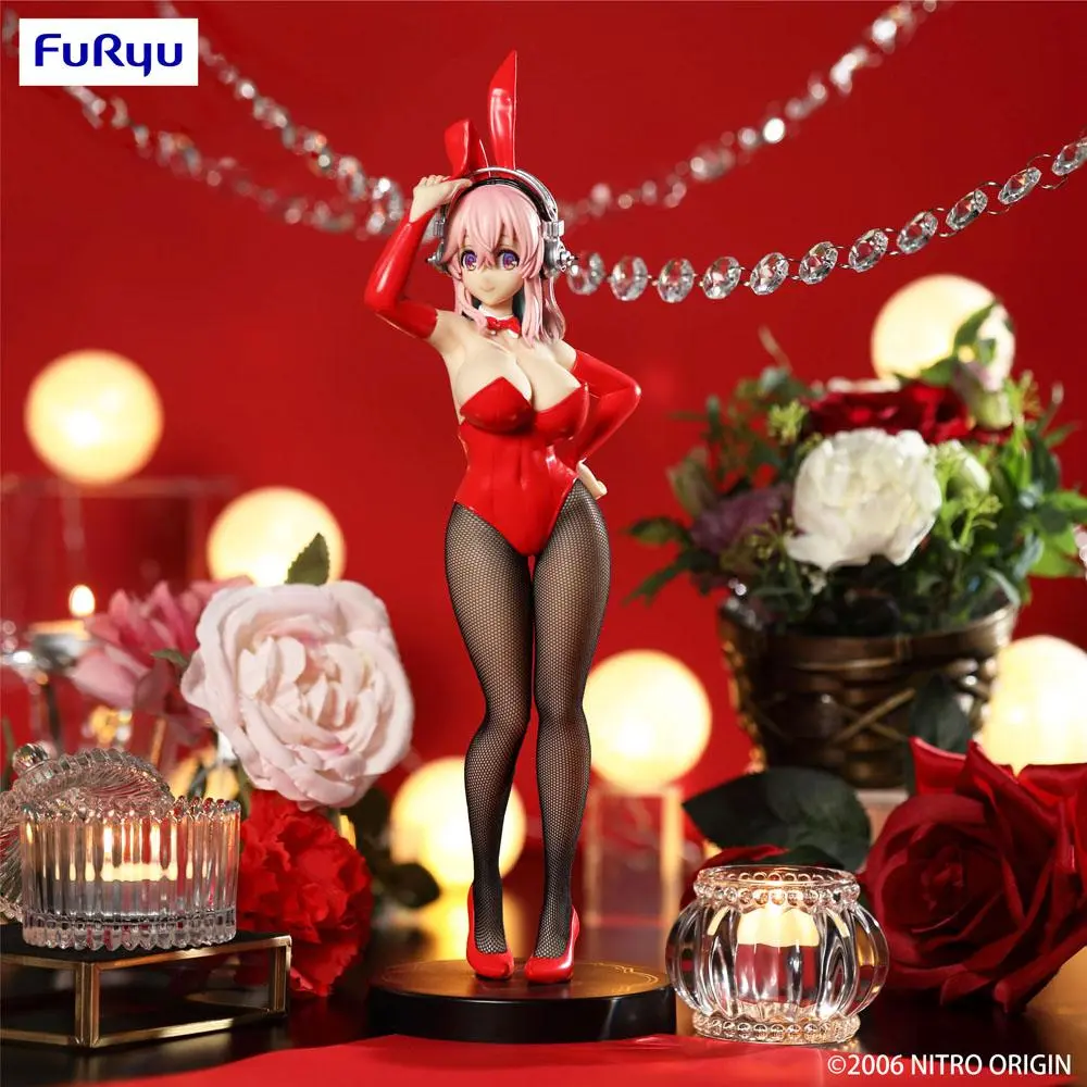 Super Sonico BiCute Bunnies Super Sonico Red Ver. PVC szobor figura 28 cm termékfotó