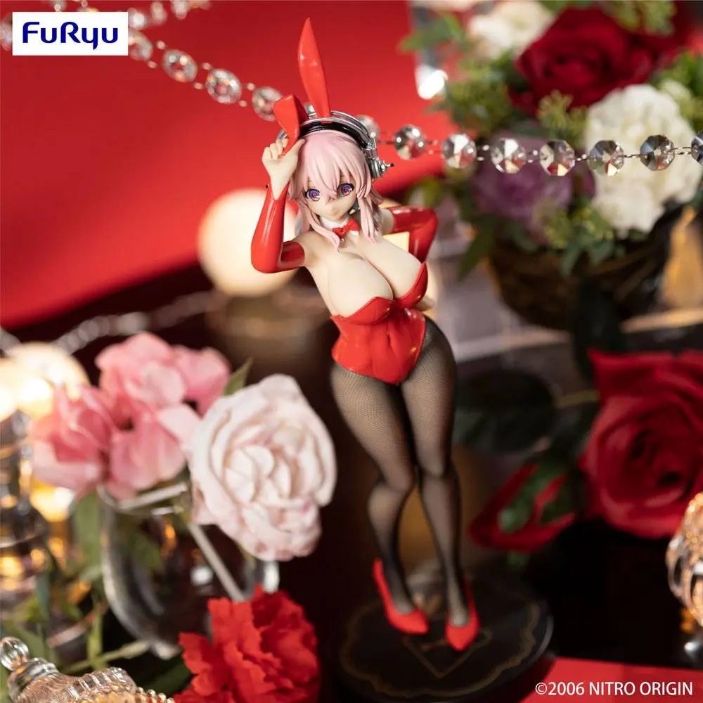 Super Sonico BiCute Bunnies Super Sonico Red Ver. PVC szobor figura 28 cm termékfotó