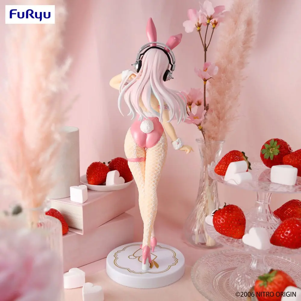 Super Sonico Super Sonico Pink Ver. PVC szobor figura 30 cm termékfotó