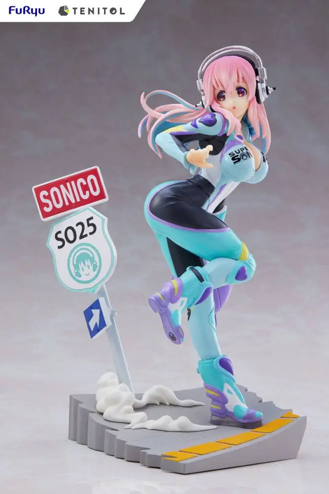 Super Sonico Tenitol Super Sonico PVC szobor figura 19 cm termékfotó