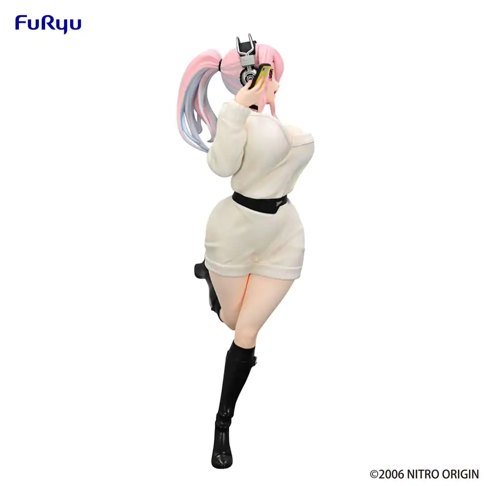 Super Sonico Trio-Try-iT Winter Memory Ver. PVC szobor figura 21 cm termékfotó