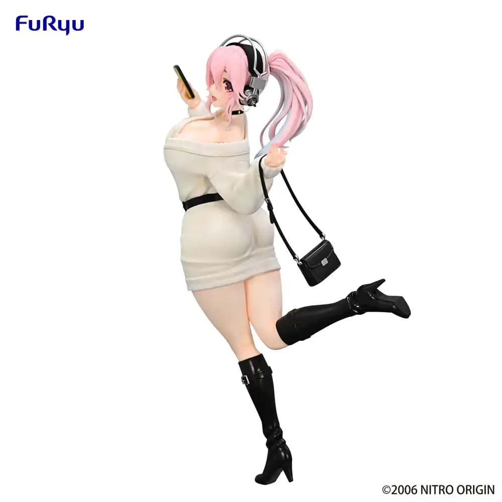 Super Sonico Trio-Try-iT Winter Memory Ver. PVC szobor figura 21 cm termékfotó