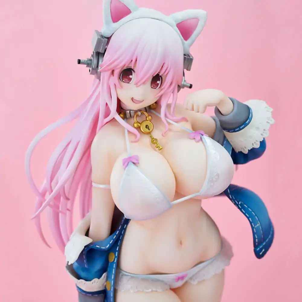 Super Sonico White Cat Ver. PVC szobor figura 27 cm termékfotó