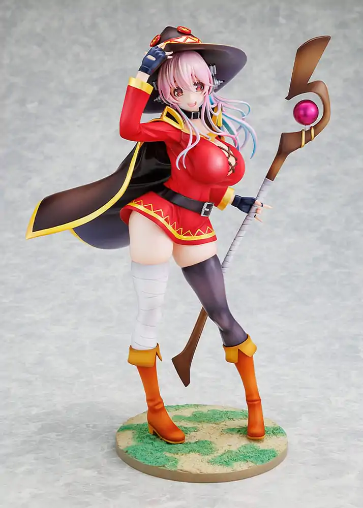 Super Sonico x Konosuba 1/7 Super Sonico Megumin collaboration Ver. PVC szobor figura 25 cm termékfotó