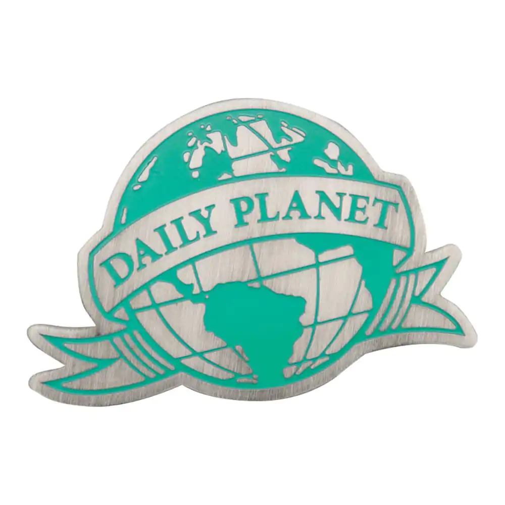 Superman 2025 Daily Planet kitűző termékfotó