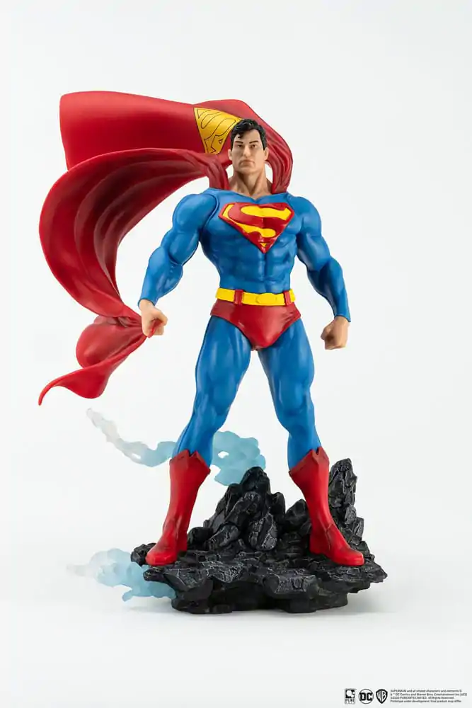 Superman PX PVC Statue 1/8 Superman Classic Version 30 cm termékfotó