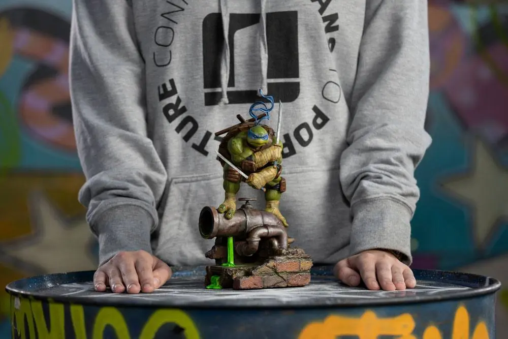 Teenage Mutant Ninja Turtles Art Scale 1/10 Leonardo szobor figura 24 cm termékfotó