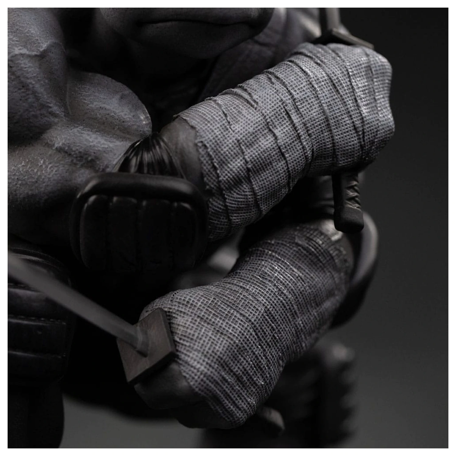 Teenage Mutant Ninja Turtles Art Scale szobor figura 1/10 Leonardo Black and White Variant 26 cm termékfotó