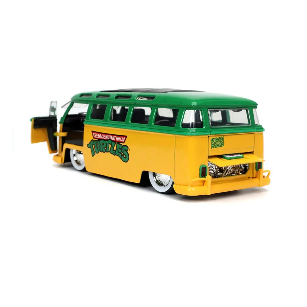 Teenage Mutant Ninja Turtles Hollywood Rides Diecast Model 1/24 1962 VW Bus és Leonardo figura termékfotó