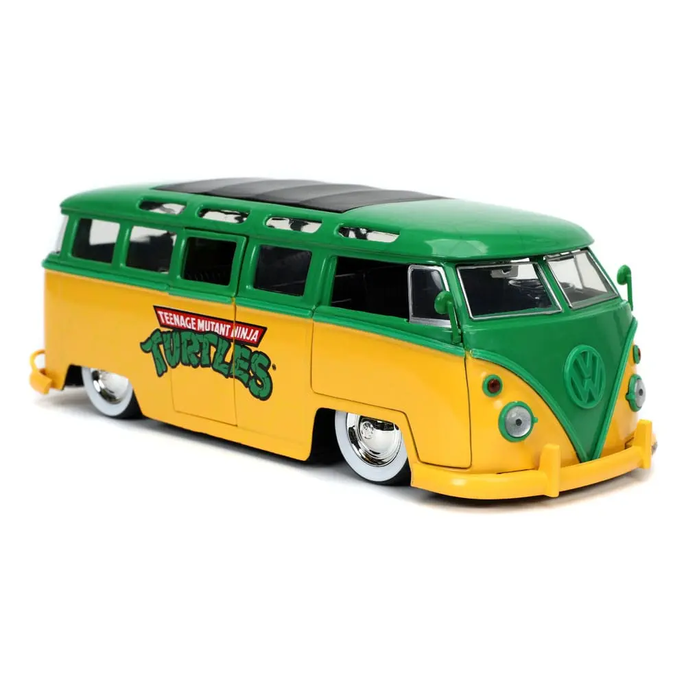 Teenage Mutant Ninja Turtles Hollywood Rides Diecast Model 1/24 1962 VW Bus és Leonardo figura termékfotó