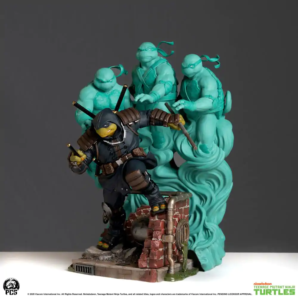 Teenage Mutant Ninja Turtles: The Last Ronin 1/10 The Last Ronin szobor figura 24 cm termékfotó