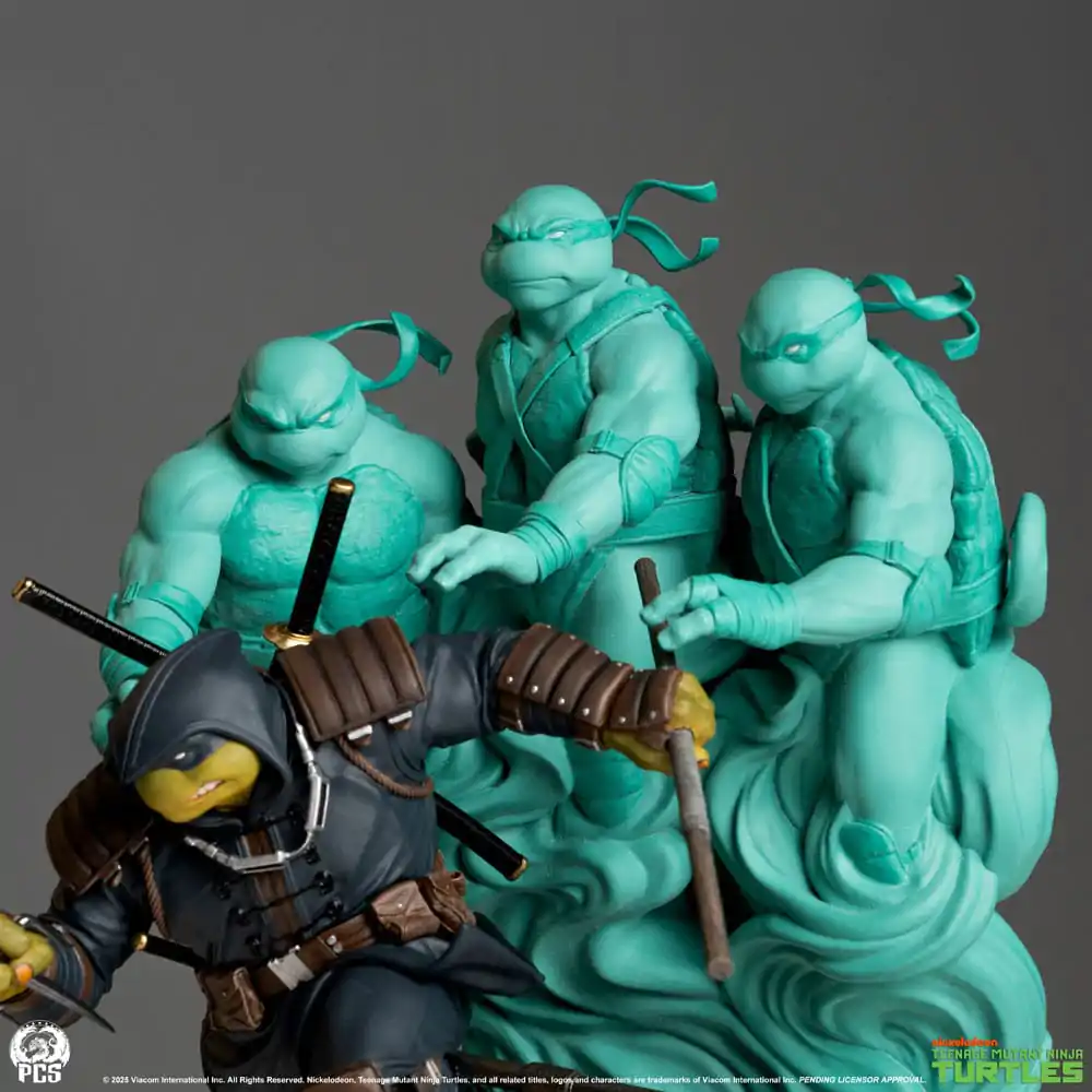 Teenage Mutant Ninja Turtles: The Last Ronin 1/10 The Last Ronin szobor figura 24 cm termékfotó