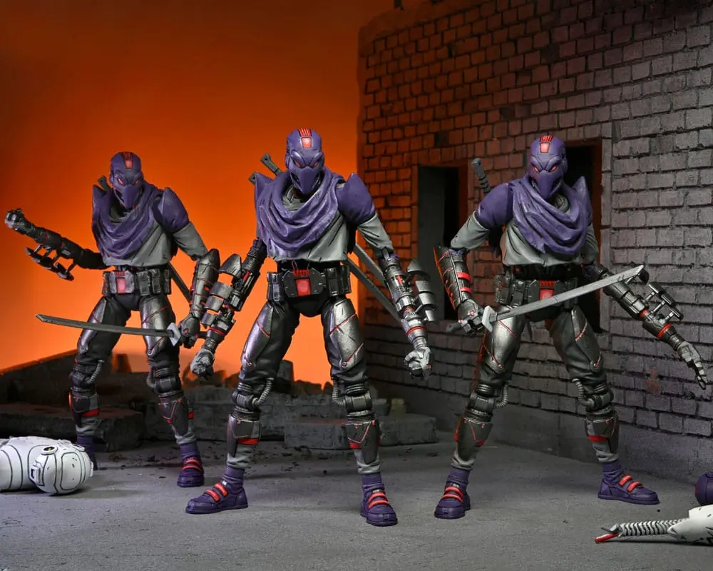 Teenage Mutant Ninja Turtles: The Last Ronin Ultimate Foot Bot akciófigura 18 cm termékfotó