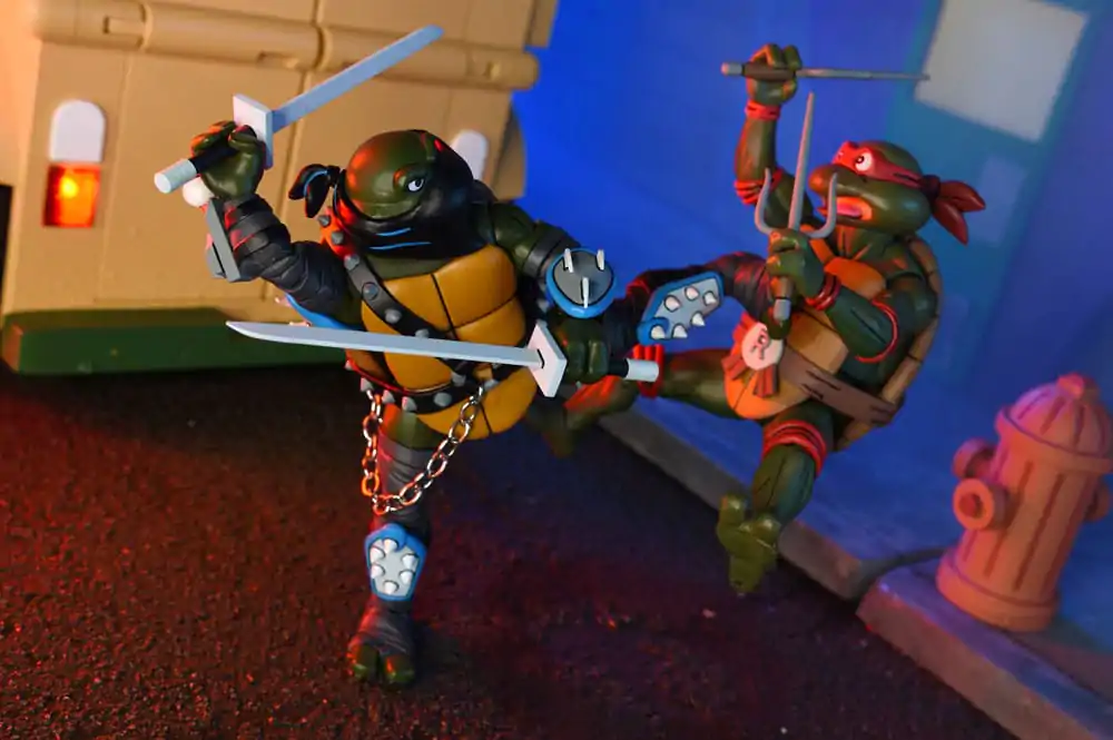 Teenage Mutant Ninja Turtles Ultimate Dark Leo akciófigura 18 cm termékfotó