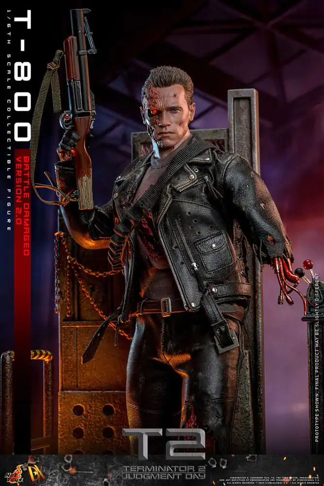 Terminator 2 Movie Masterpiece Action Figure 1/6 T-800 Battle Damaged Version 2.0 32 cm termékfotó