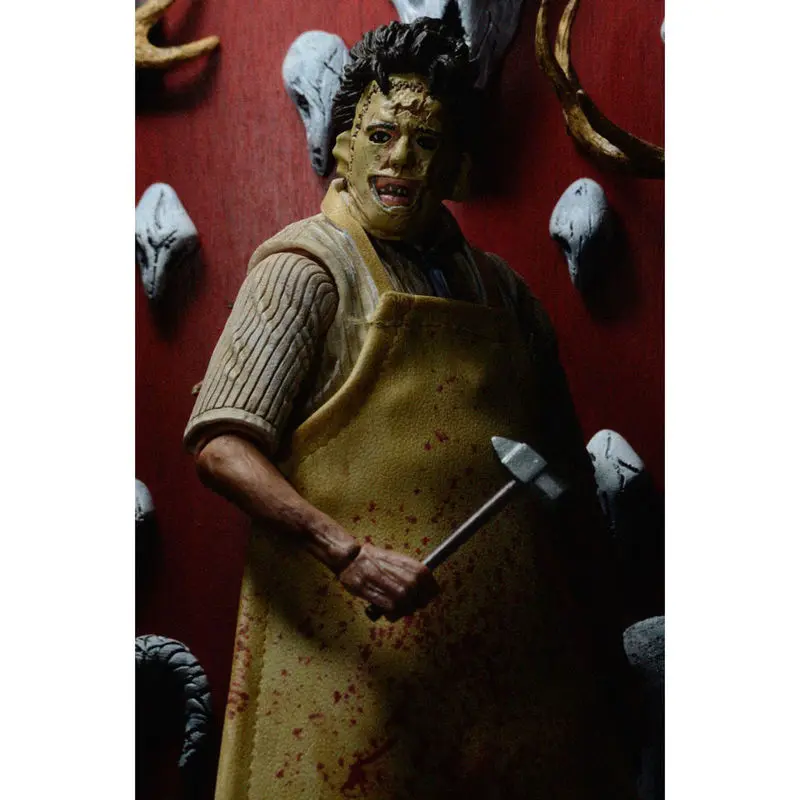 Texas Chainsaw Massacre 40. évforduló. Ultimate Leatherface Retro figura 18cm termékfotó