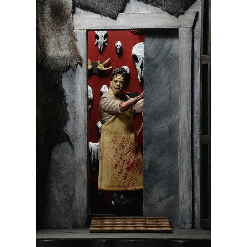 Texas Chainsaw Massacre 40. évforduló. Ultimate Leatherface Retro figura 18cm termékfotó