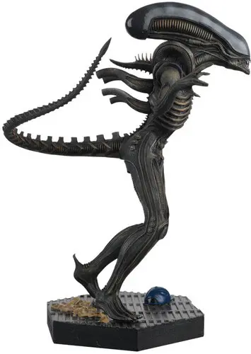 The Alien vs. Predator Collection 1/16 Xenomorph Drone szobor figura 15 cm termékfotó